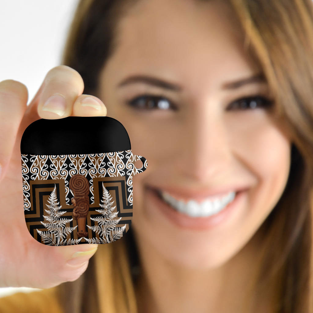 Wahaika New Zealand AirPods Case Maori Weapon Kowhaiwhai Fern Poutama Motifs LT14 - Polynesian Pride