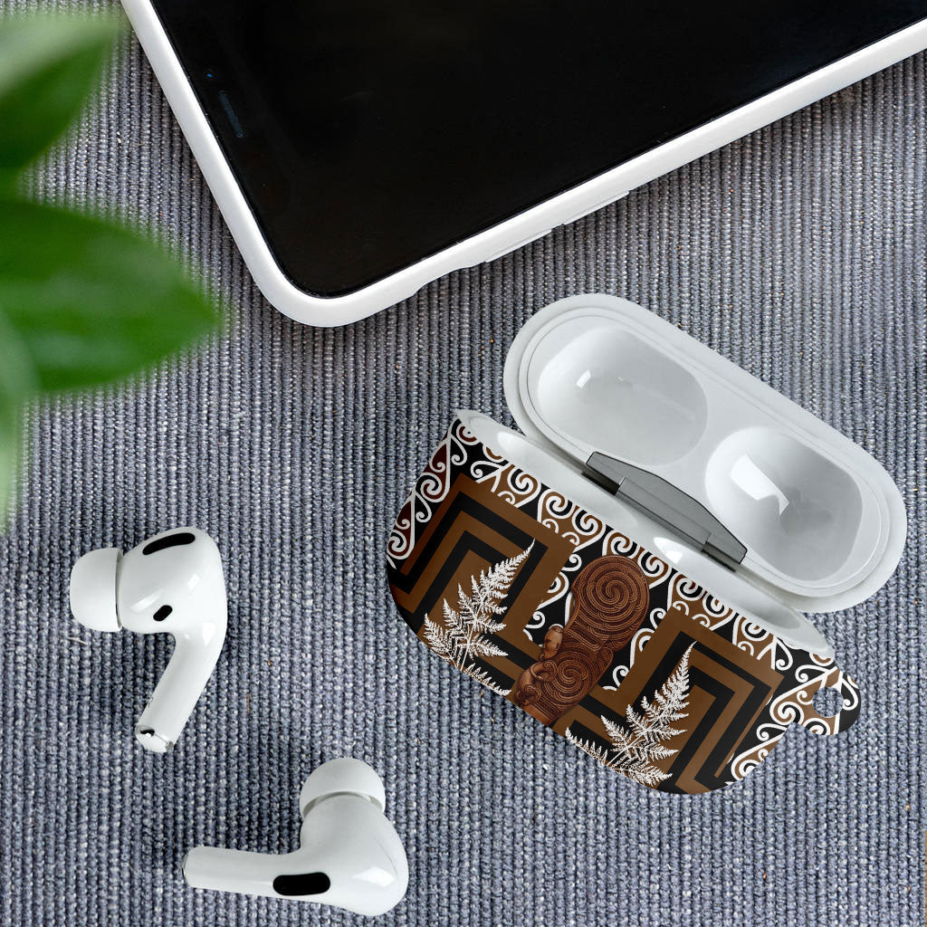 Wahaika New Zealand AirPods Case Maori Weapon Kowhaiwhai Fern Poutama Motifs LT14 - Polynesian Pride