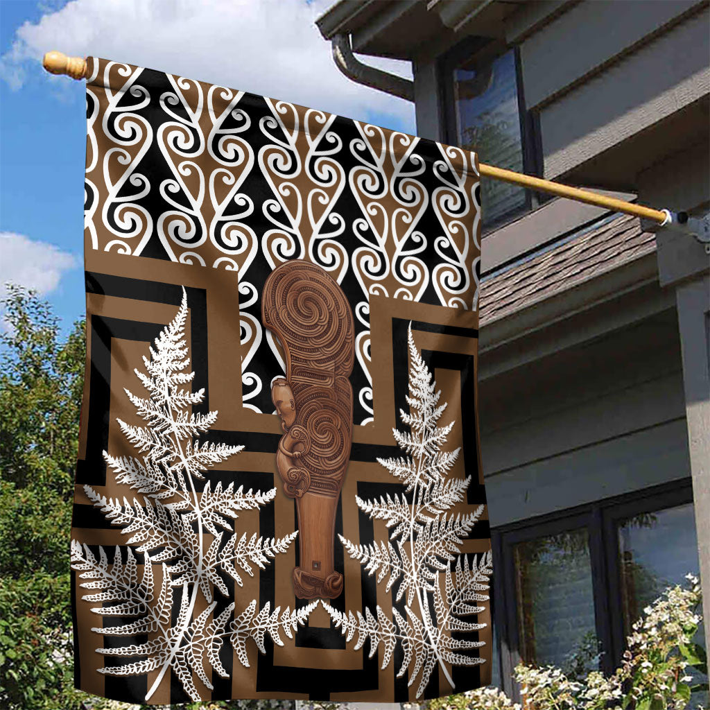 Wahaika New Zealand Garden Flag Maori Weapon Kowhaiwhai Fern Poutama Motifs LT14 - Polynesian Pride