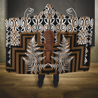 Wahaika New Zealand Hooded Blanket Maori Weapon Kowhaiwhai Fern Poutama Motifs LT14 - Polynesian Pride