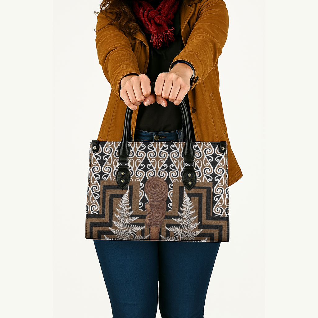 Wahaika New Zealand Leather Bag Maori Weapon Kowhaiwhai Fern Poutama Motifs LT14 - Polynesian Pride
