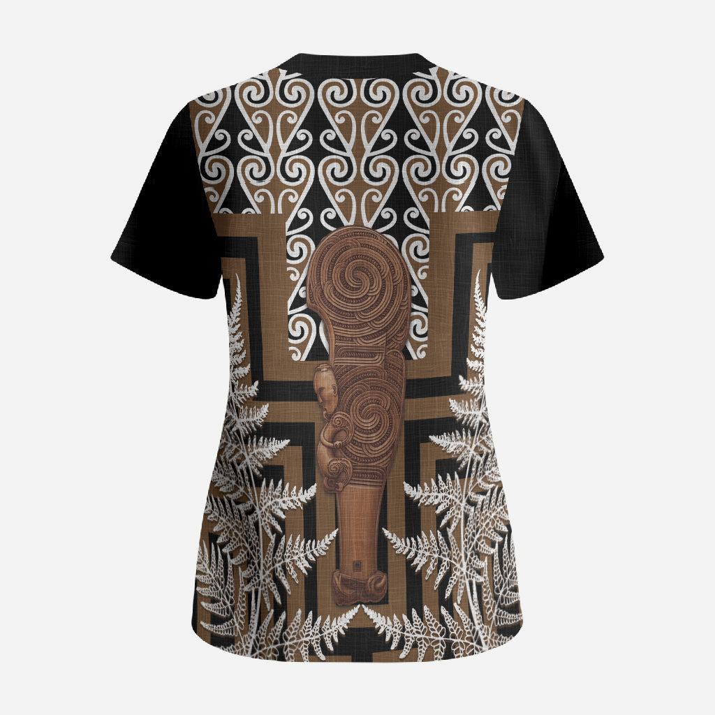 Wahaika New Zealand Scrub Top Maori Weapon Kowhaiwhai Fern Poutama Motifs LT14 - Polynesian Pride
