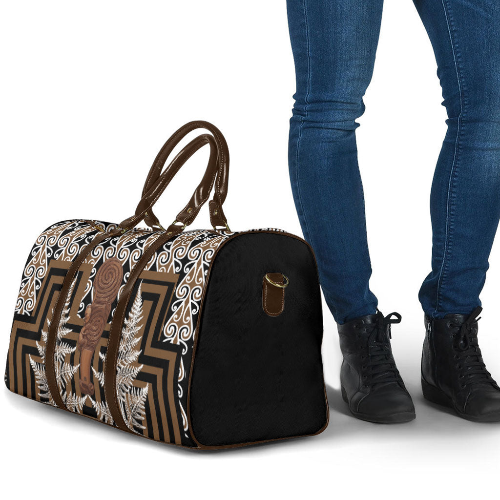 Wahaika New Zealand Travel Bag Maori Weapon Kowhaiwhai Fern Poutama Motifs LT14 - Polynesian Pride