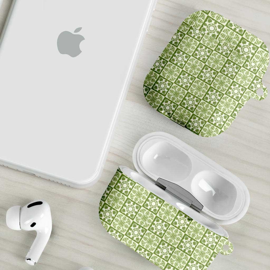 Omaomao Palaka Quilt Hawaii AirPods Case Hawaiian Tropical Monstera Sea Turtle
