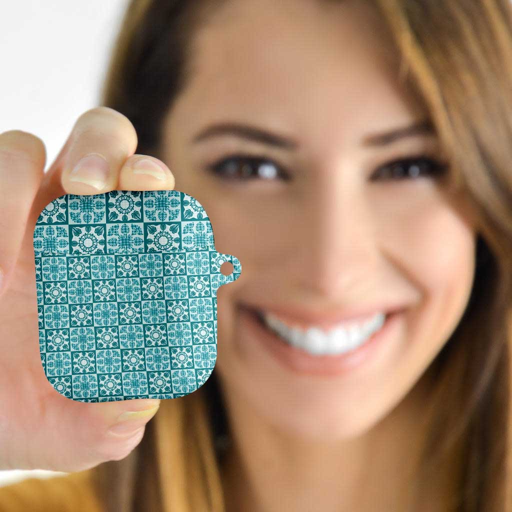 Cyan Palaka Quilt Hawaii AirPods Case Hawaiian Tropical Monstera Sea Turtle
