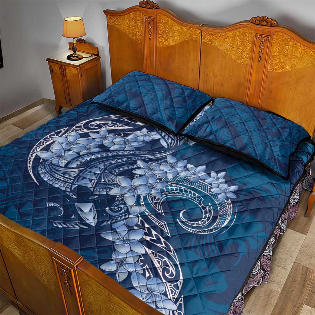 Navy Blue Polynesia Hammerhead Shark Tattoo With Plumeria Lei Quilt Bed Set