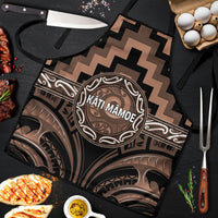 Aotearoa Kati Mamoe Apron Maori Iwi Poutama Puhoro Tattoo LT14 Brown - Polynesian Pride