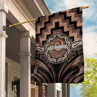 Aotearoa Kati Mamoe Garden Flag Maori Iwi Poutama Puhoro Tattoo LT14 House Flag Brown - Polynesian Pride