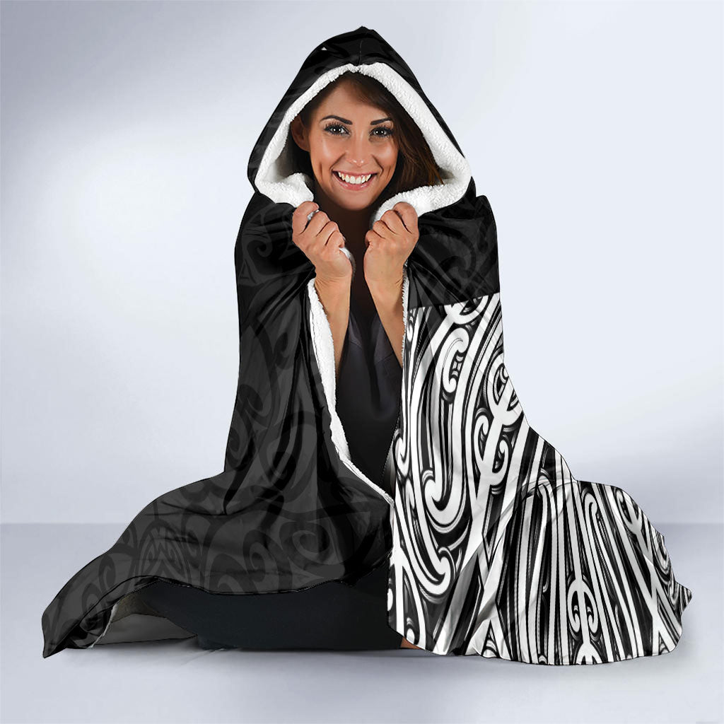 Black New Zealand Puhoro Maori Tattoo Hooded Blanket LT14 - Polynesian Pride