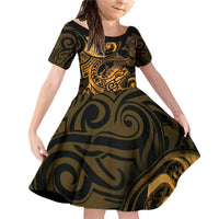 New Zealand Tuatara Family Matching Off Shoulder Short Dress and Hawaiian Shirt Aotearoa Maori Clematis Flowers - Gold LT14 Daughter's Dress Gold - Polynesian Pride