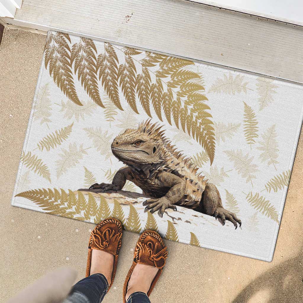 Gold New Zealand Tuatara Rubber Doormat Aotearoa Sphenodon Punctatus Silver Fern LT14 - Polynesian Pride