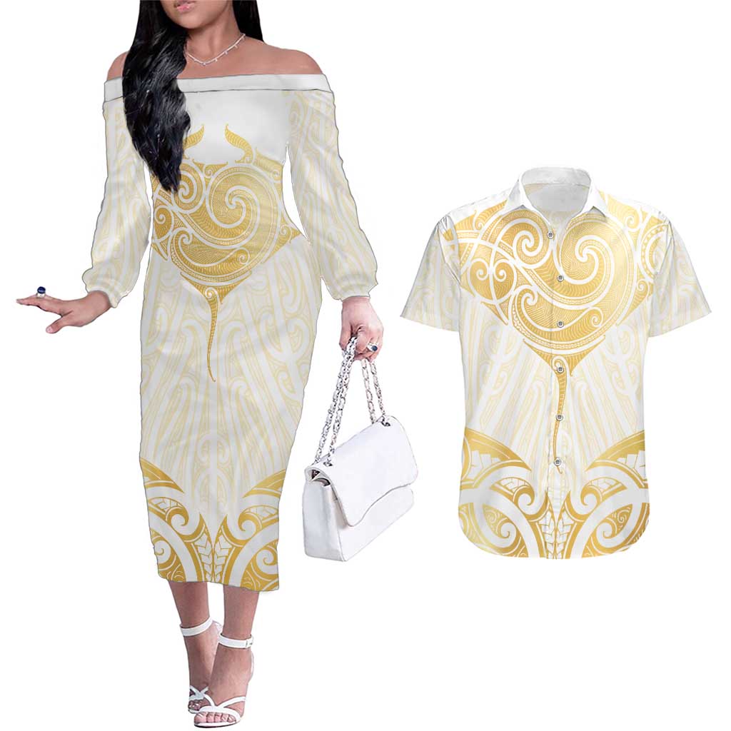 Gold White New Zealand Manta Ray Couples Matching Off The Shoulder Long Sleeve Dress and Hawaiian Shirt Aotearoa Maori Haehae - Polynesian Pride