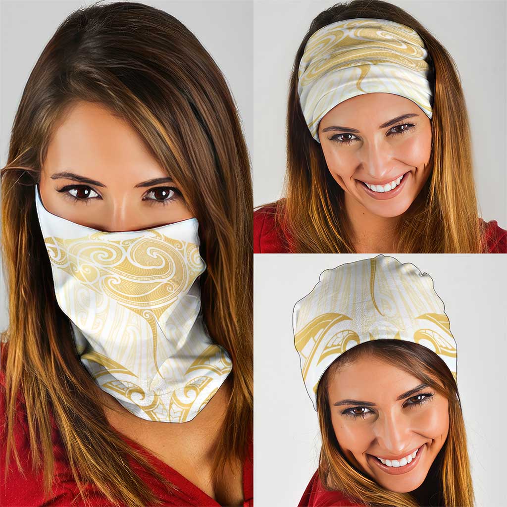 Gold White New Zealand Manta Ray Neck Gaiter Aotearoa Maori Haehae LT14