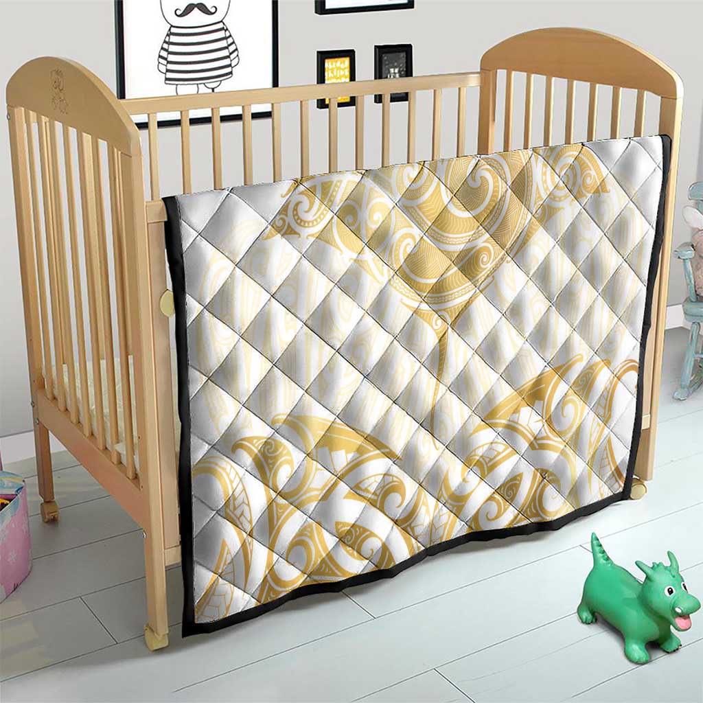 Gold White New Zealand Manta Ray Quilt Aotearoa Maori Haehae - Polynesian Pride