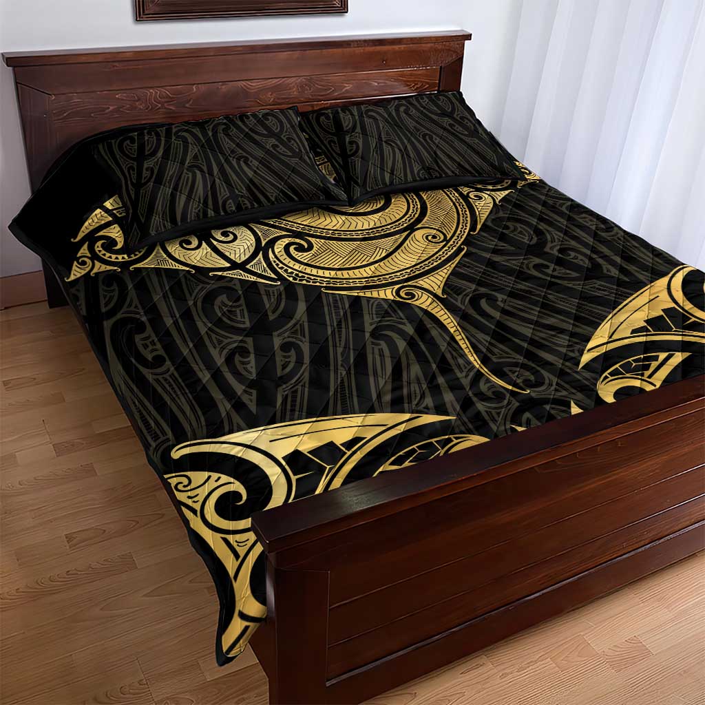 Gold Black New Zealand Manta Ray Quilt Bed Set Aotearoa Maori Haehae - Polynesian Pride
