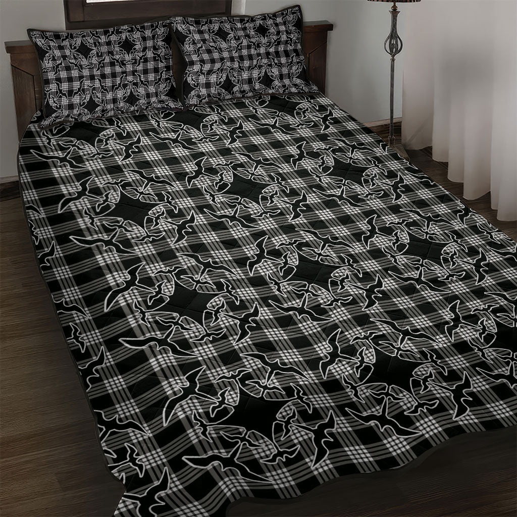 Eleele Hawaii Iwa Bird Palaka Motifs Quilt Bed Set LT14 Black - Polynesian Pride