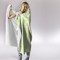 Omaomao Hawaii Iwa Bird Palaka Motifs Hooded Blanket LT14 - Polynesian Pride