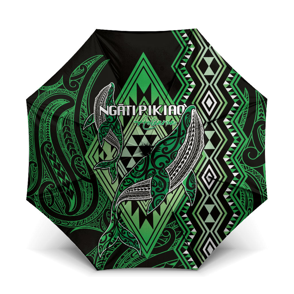 Aotearoa Iwi Ngati Pikiao Umbrella NZ Maori Humpback Whale Taniko Motifs LT14 One Size Folded 11.42 inch Opened Diameter 37.4 inch Green - Polynesian Pride