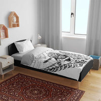 New Zealand Silver Fern Rugby Custom Bedding Set Maori Tiki White Version
