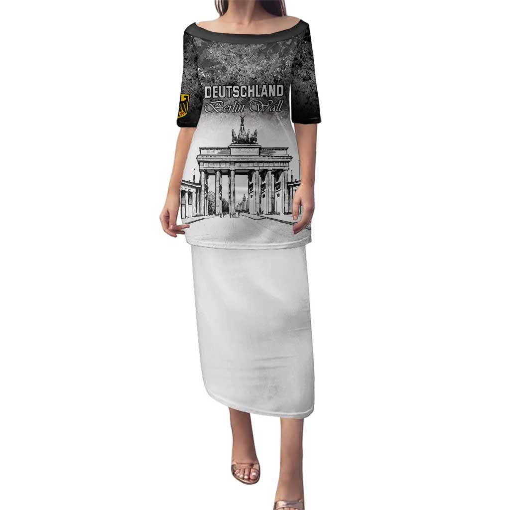 Personalized Germany Berlin Wall Family Matching Puletasi and Hawaiian Shirt Tag der Deutschen Einheit