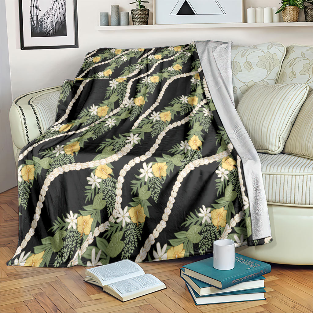 Hawaiian Pikake Maile Lei Blanket Tiare Hibiscus Kalo Palapalai Leaf Black