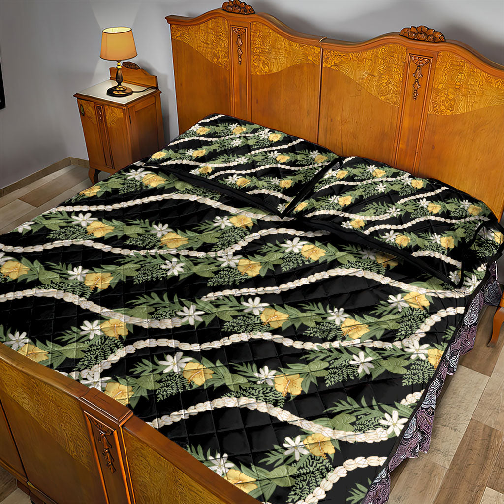 Hawaiian Pikake Maile Lei Quilt Bed Set Tiare Hibiscus Kalo Palapalai Leaf Black