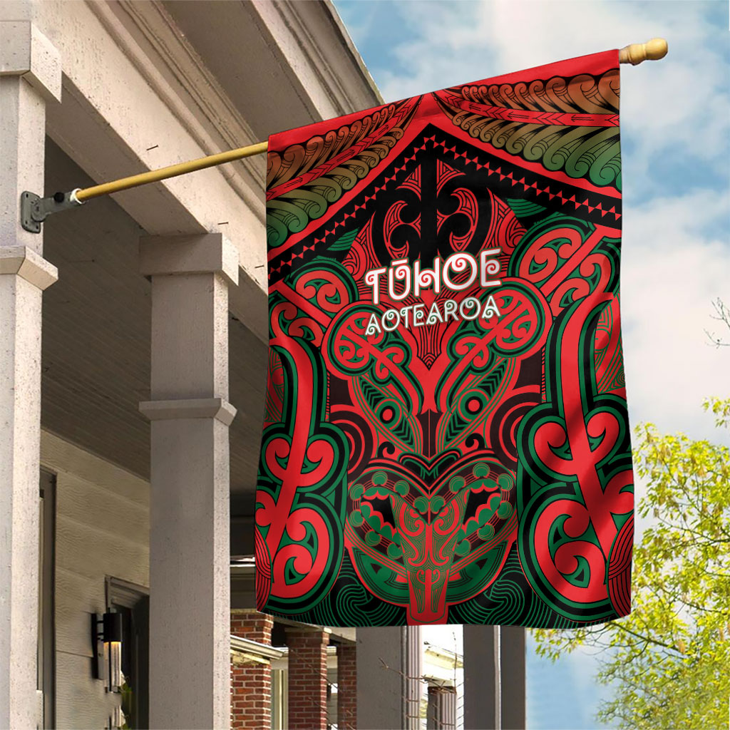 Aotearoa Iwi Tuhoe Garden Flag Maori Kowhaiwhai Pattern LT19 House Flag Red - Polynesian Pride