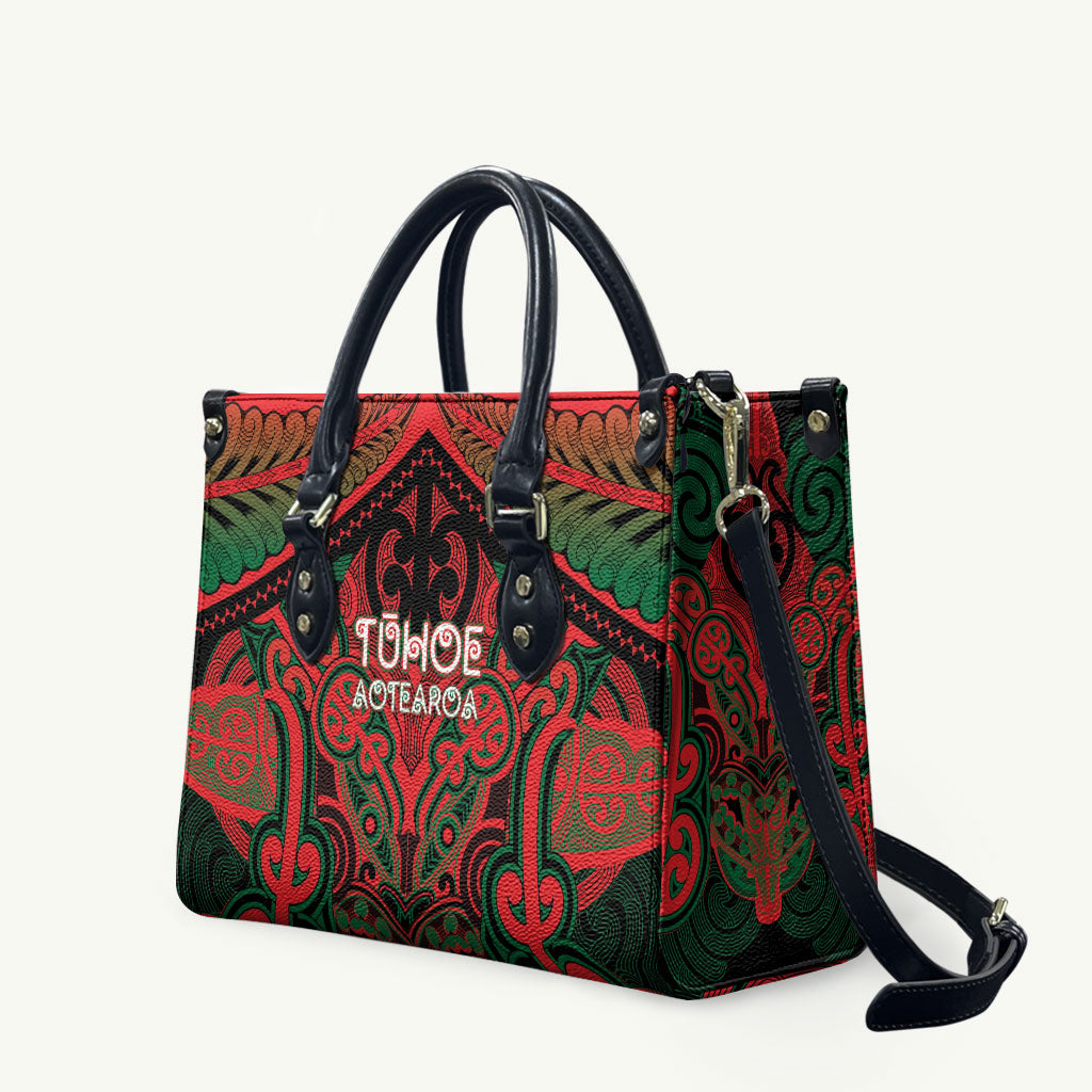 Aotearoa Iwi Tuhoe Leather Bag Maori Kowhaiwhai Pattern LT19 Red - Polynesian Pride