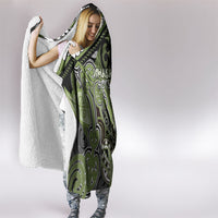 Aotearoa Iwi Whakatohea Hooded Blanket Maori Kowhaiwhai Pattern