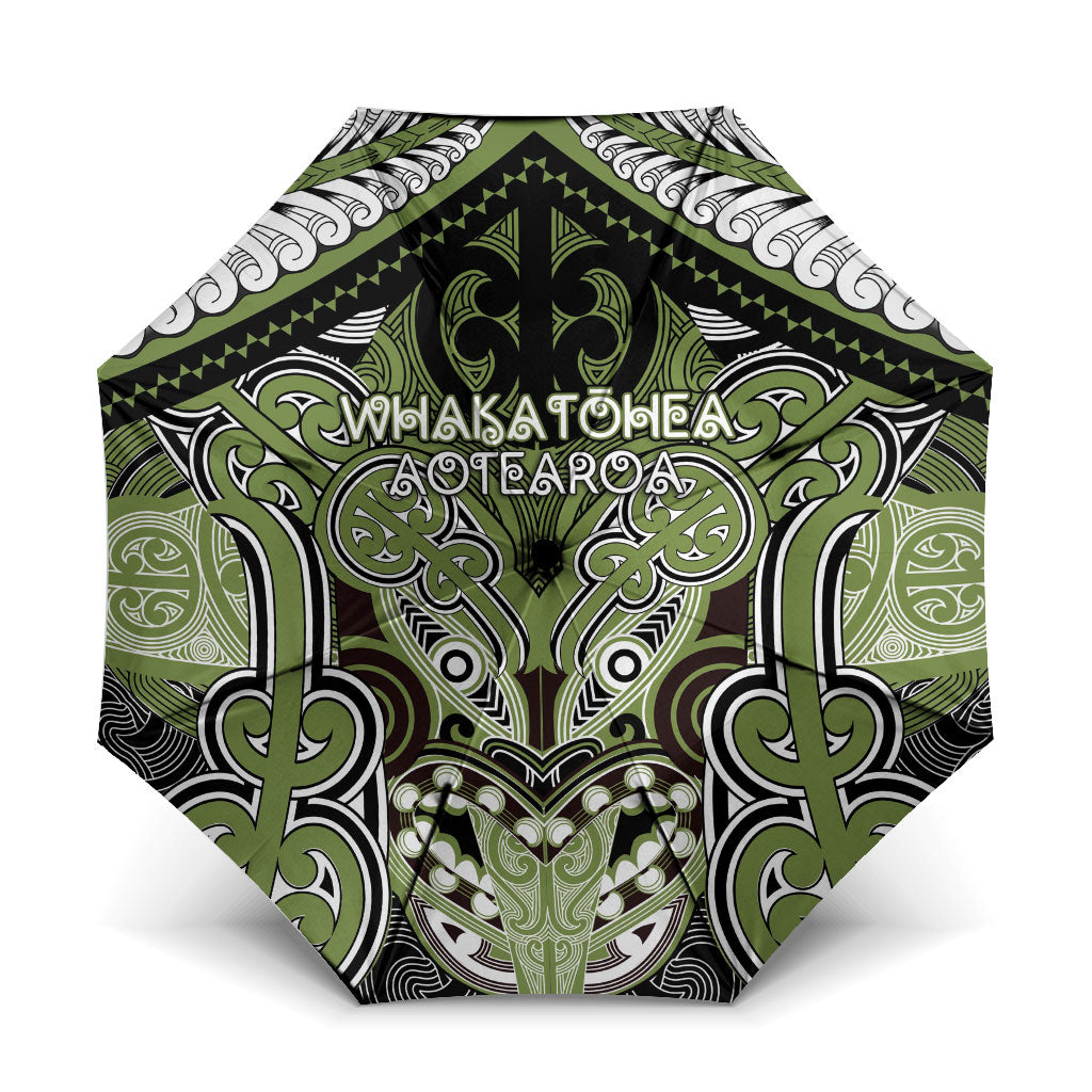 Aotearoa Iwi Whakatohea Umbrella Maori Kowhaiwhai Pattern LT19 One Size Folded 11.42 inch Opened Diameter 37.4 inch Olive Green - Polynesian Pride