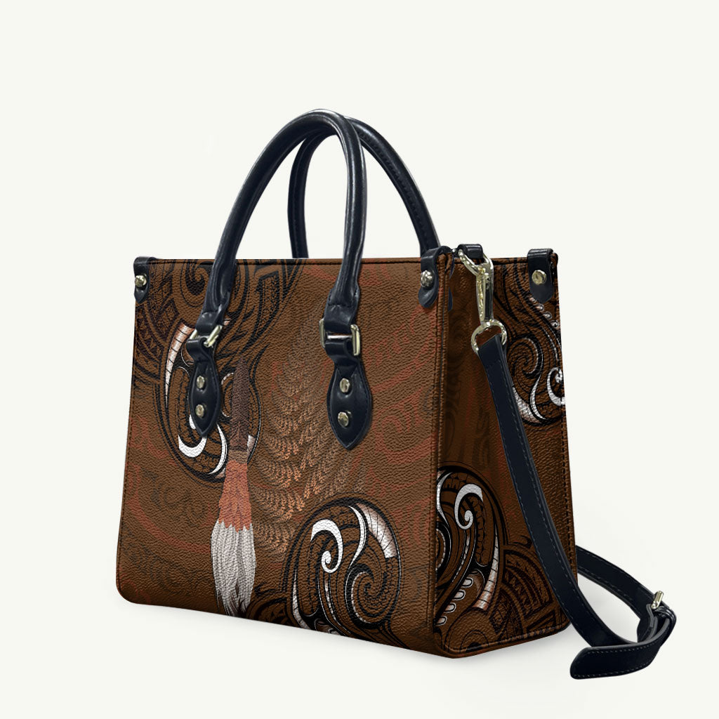 New Zealand Taiaha Leather Bag Maori Weapon Silver Fern Maori Pattern LT22 Brown - Polynesian Pride