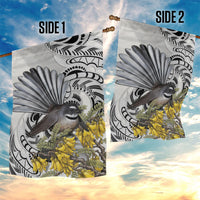 New Zealand Fantail Bird Garden Flag Maori Piwakawaka Kowhai Maori Pattern