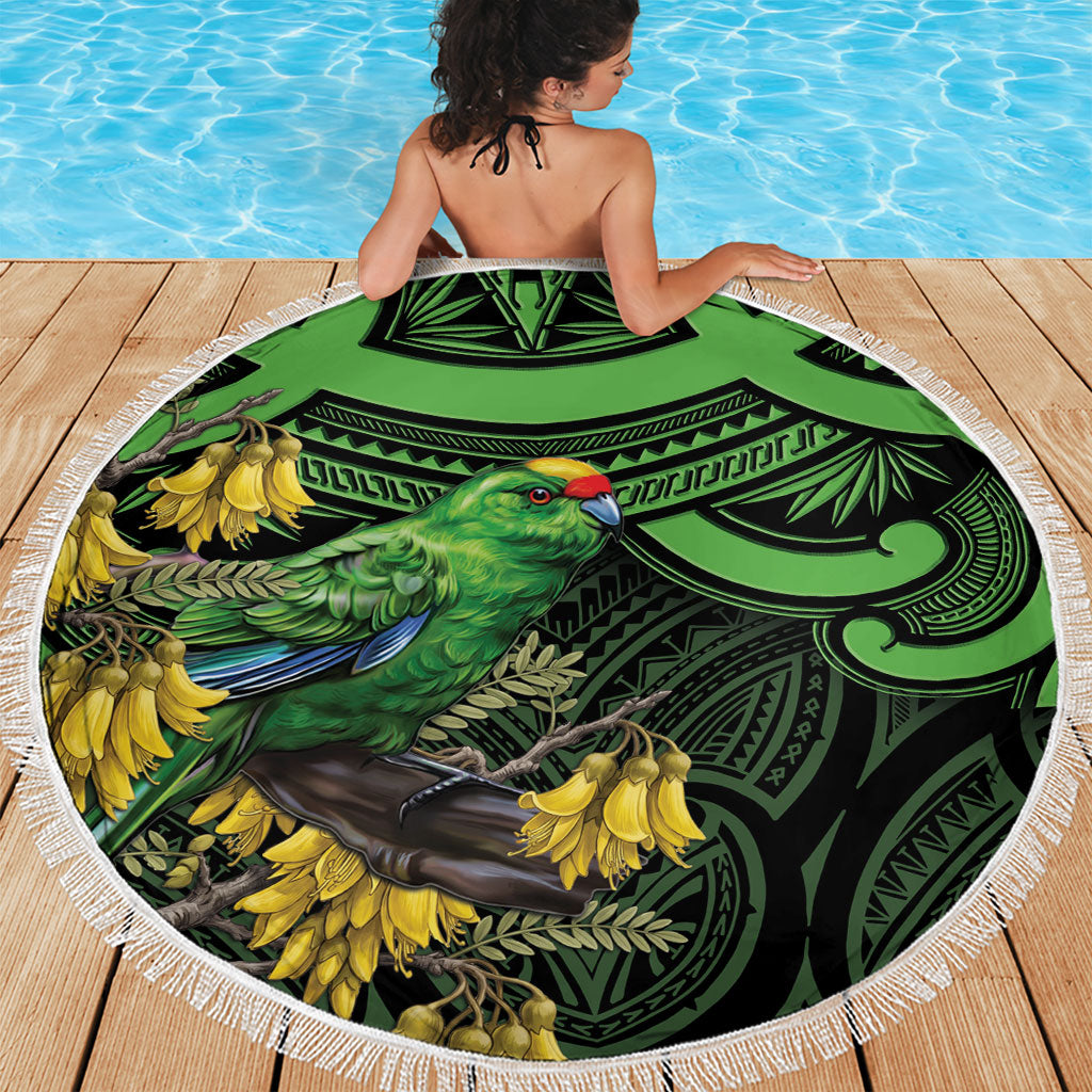 New Zealand Parakeet Bird Beach Blanket Maori Kakariki Kowhai Maori Pattern