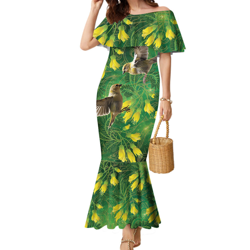 Bellbird New Zealand Personalised Family Matching Mermaid Dress and Hawaiian Shirt Kowhai Flower Maori Pattern LT22 Mom's Dress Green - Polynesian Pride