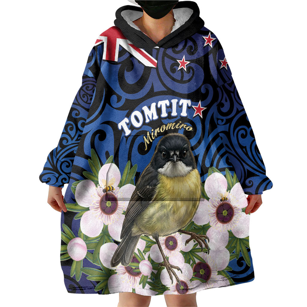 Tomtit New Zealand Personalised Wearable Blanket Hoodie Miromiro Manuka Flower Maori Pattern LT22 - Polynesian Pride