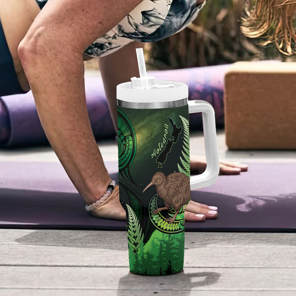Kiwi New Zealand Personalised Tumbler With Handle Aotearoa Map Silver Fern Koru Pattern LT22 - Polynesian Pride