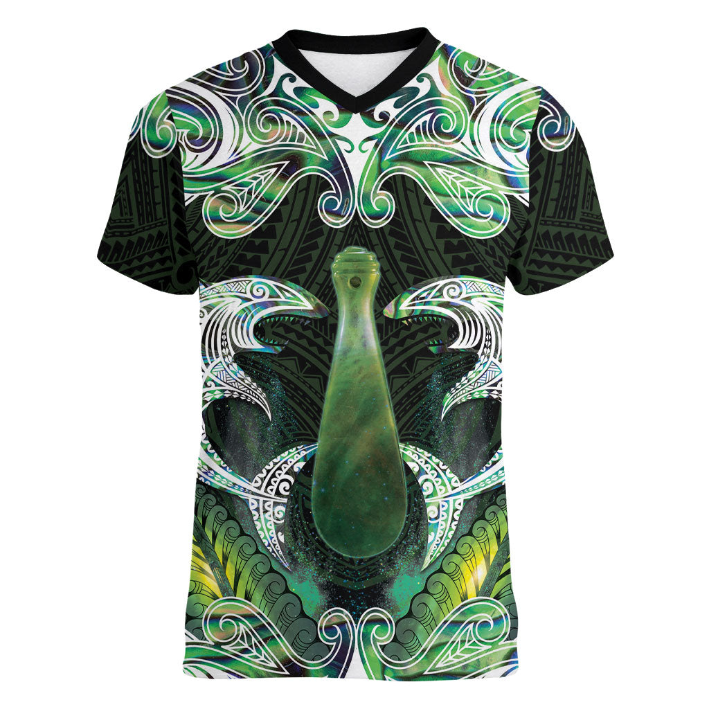 New Zealand Mere Pounamu Weapon Women V-Neck T-Shirt Aotearoa Mango Paua Shell Maori Pattern