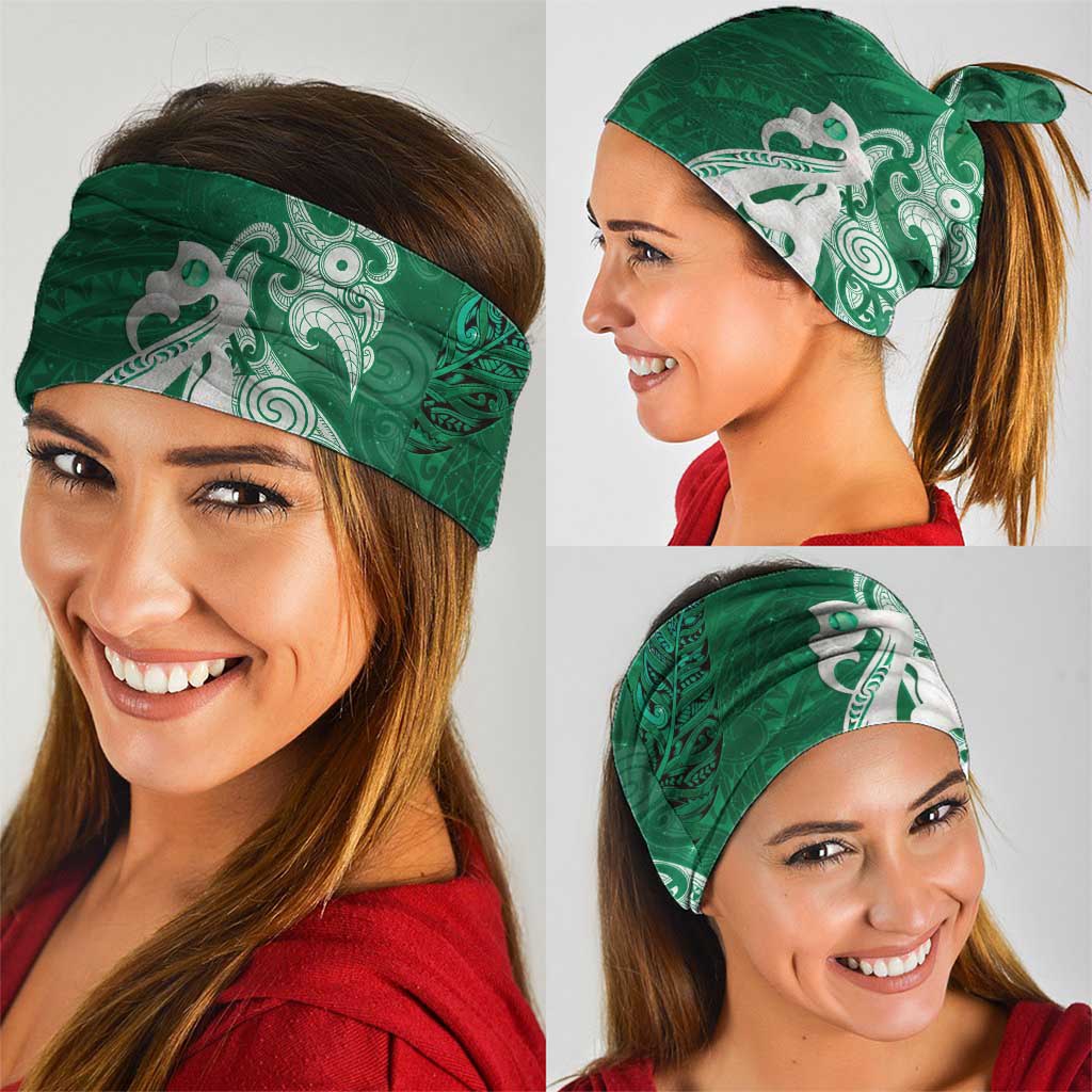 New Zealand Matariki Neck Gaiter Maori Manaia Galaxy Silver Fern Green Color