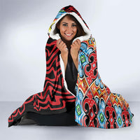 Papua New Guinea Pidgin Language Week Hooded Blanket Halo Olgeta Tok Pisin Wik Bird Of Paradise Oro Batik LT22 - Polynesian Pride