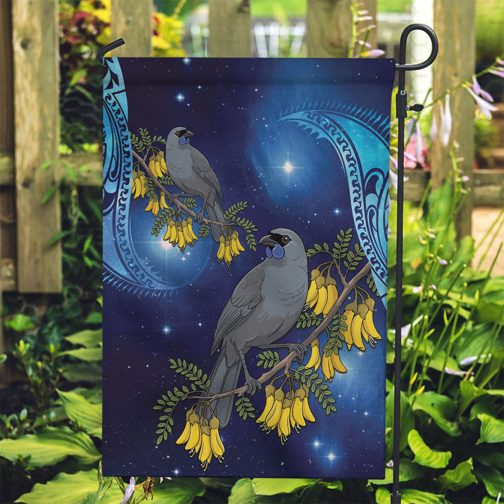 New Zealand Kokako Bird Garden Flag Kowhai Galaxy Style Polynesian Pattern LT22 Garden Flag Blue - Polynesian Pride