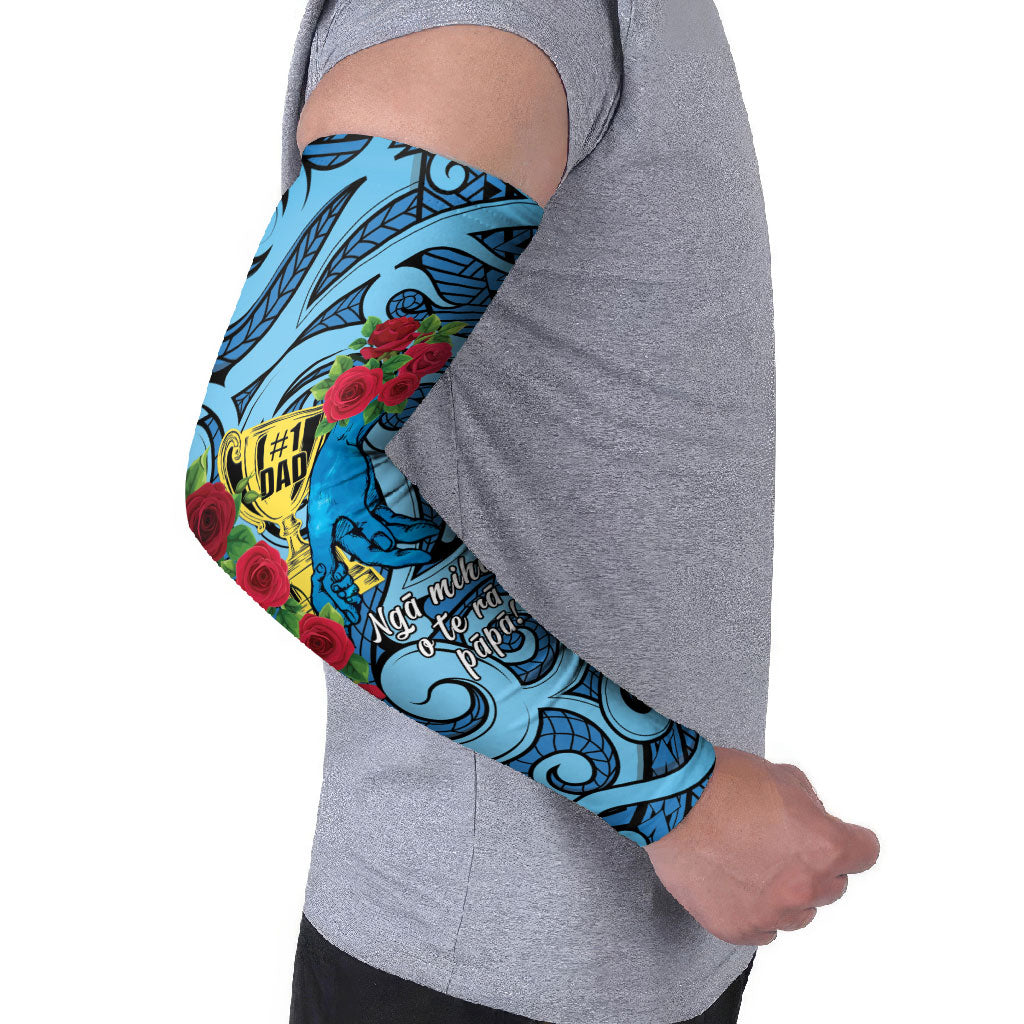 Personalised New Zealand Father's Day Arm Sleeves Best Dad Trophy Red Rose Maori Pattern LT22 - Polynesian Pride