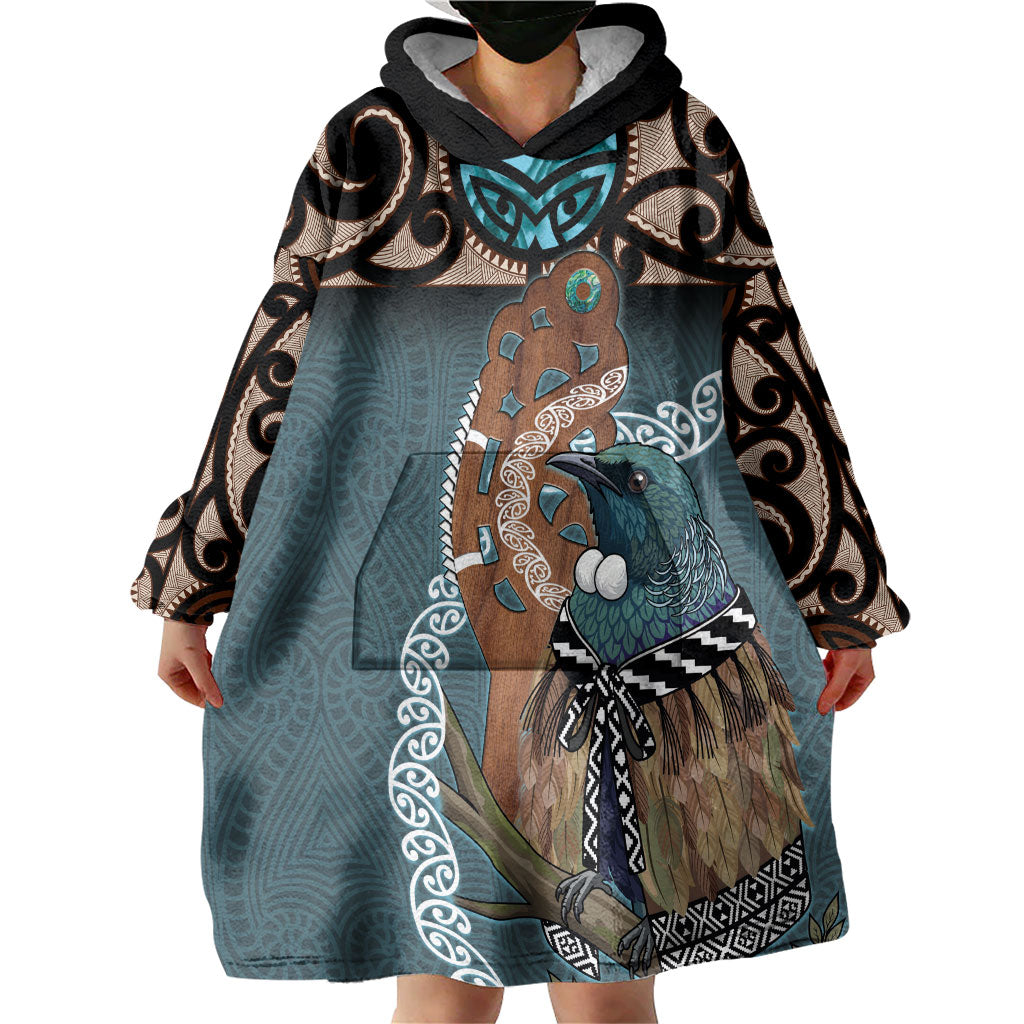 New Zealand Tui Bird Maripi Wearable Blanket Hoodie Maori Weapon Kowhaiwhai Pattern LT22 - Polynesian Pride