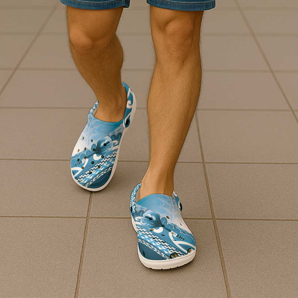 New Zealand Aotearoa Darts Masters Clogs Shoes Maori Art Tattoo with Tribal Dart Symbol Blue - Polynesian Pride