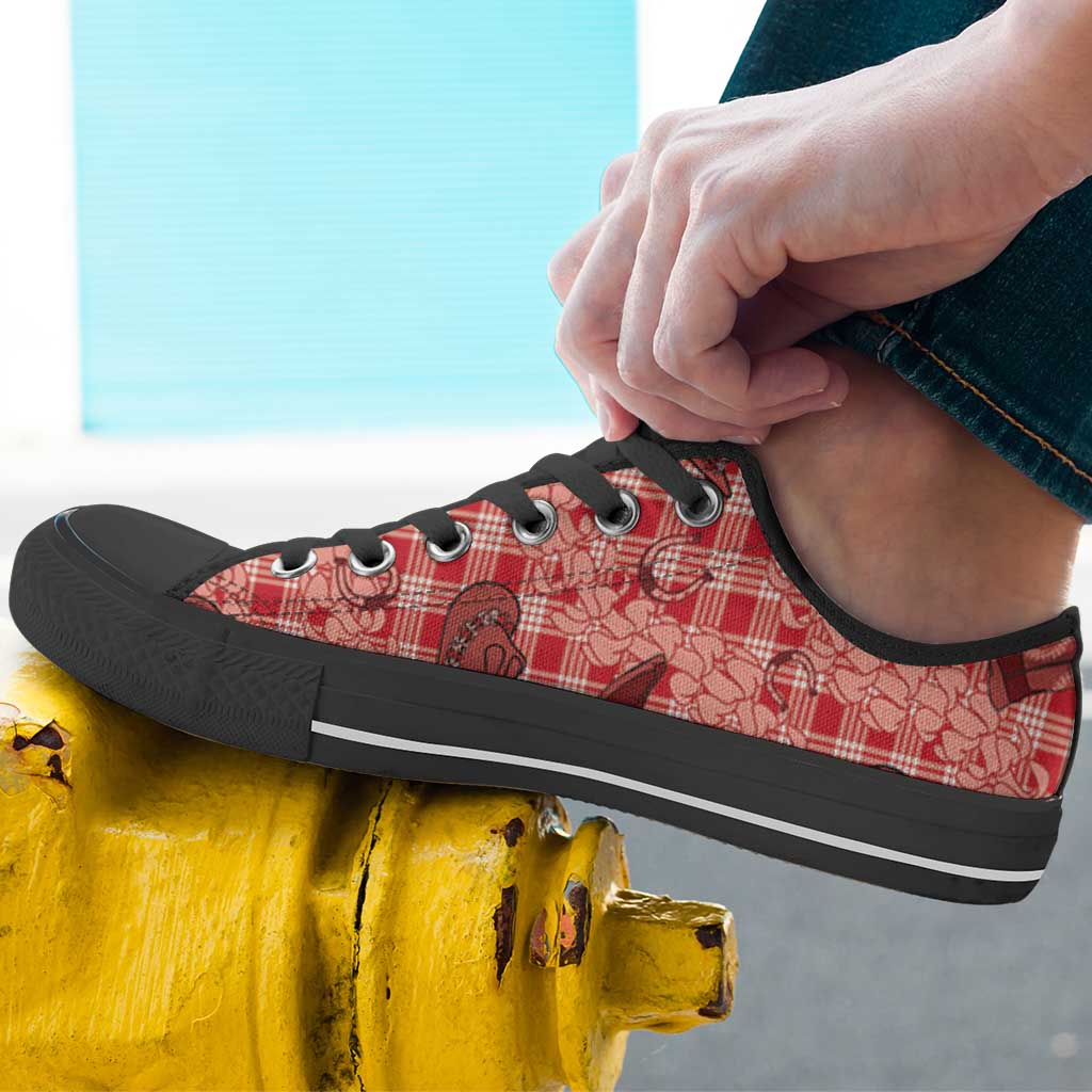 Red Palaka Hawaii Cowboy Low Top Shoes Puakenikeni Lei Paniolo Papale Seamless Vibes - Polynesian Pride