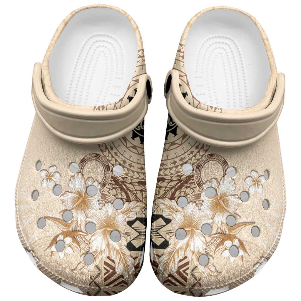 Samoa Siapo Pattern With Beige Hibiscus Clogs Shoes - Polynesian Pride