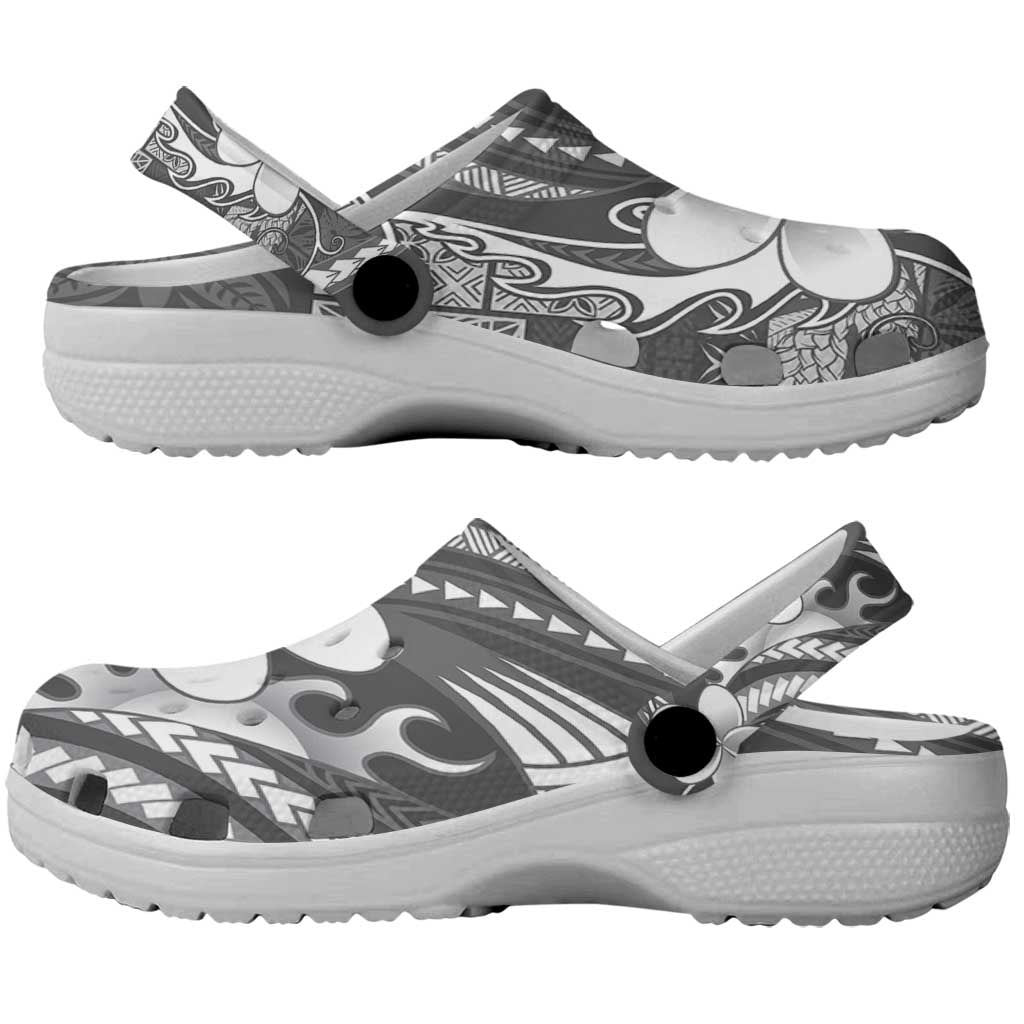 Samoa Siapo Tribal Pattern Clogs Shoes Light Gray Polynesian Plumeria Tapa Motif