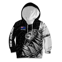 Personalized New Zealand Kiwi Bird Kid Hoodie Grunge Maori Tribal Pattern Silver Fern