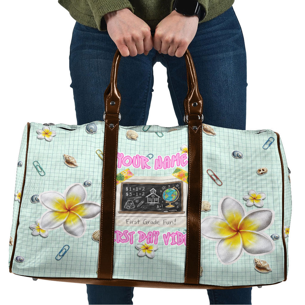 Personalized Hawaii Back To School Dolphin Travel Bag Grid Notebook Background With Dolphin Mascot And Plumeria Flowers TS04 Green White - Polynesian Pride
