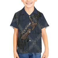 New Zealand She’ll Be Right Family Matching Summer Maxi Dress and Hawaiian Shirt NZ Slang No. 8 Wire Map Pattern