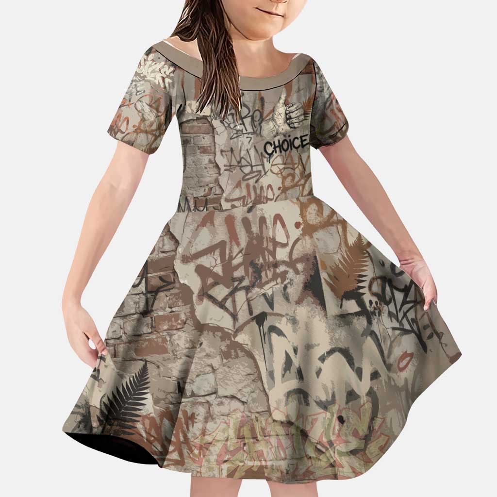 Choice Bro Graffiti Handshake Family Matching Summer Maxi Dress and Hawaiian Shirt New Zealand Slang Fern Brick Wall and Urban Street Art TS04 Daughter's Dress Multicolor - Polynesian Pride